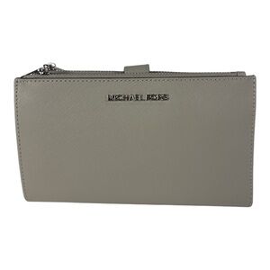 NWT Michael Kors MK Jet Set Travel Double Zip Phone Wristlet Wallet  Pearl Grey